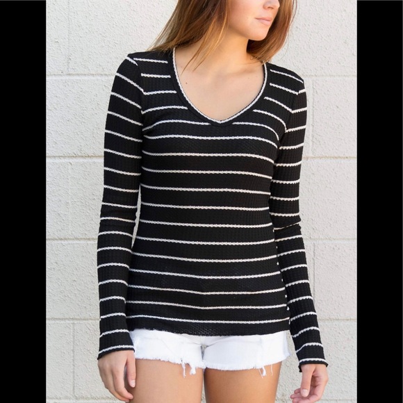 Buckle BKE Striped Top V-Neck LARGE NWOT - Picture 1 of 8